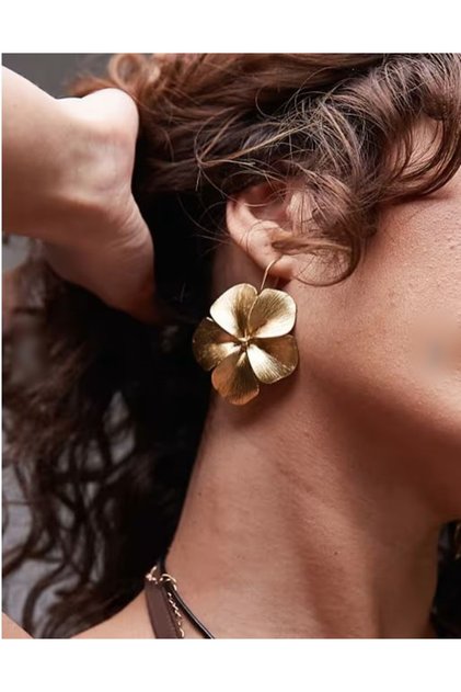 Marka Küpe, Gold Çiçek Şık Kadın Küpe