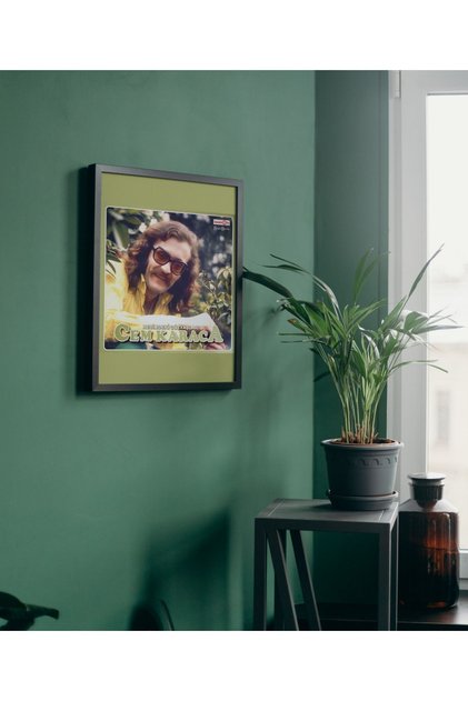 Cem Karaca Resimdeki Gözyaşları Nostaljik Anadolu Rock Poster Çerçeveli Sanatsal Tasarım Tablo