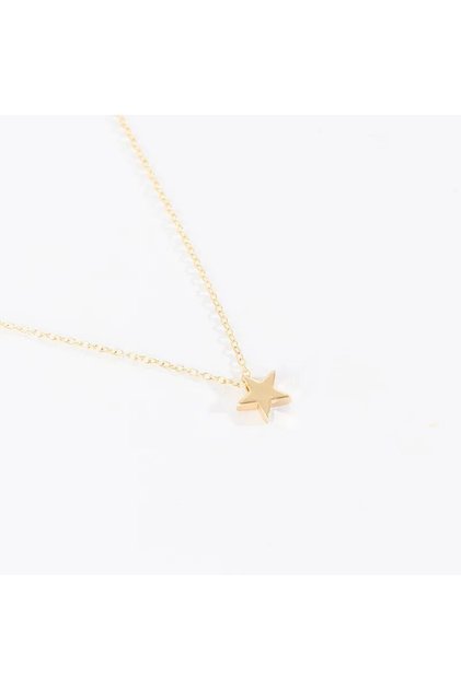 Star Figured Necklace to Complete Your Elegance