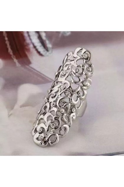 Reflect Your Style with a Stylishly Designed Elegant Ring