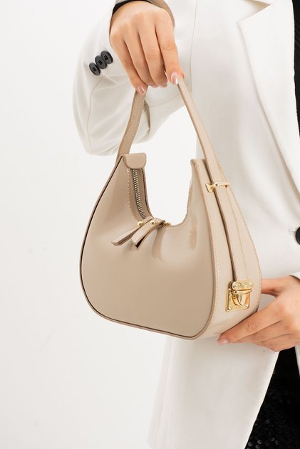 Cherrybag Women's Arm Bag with Special Strap Detail