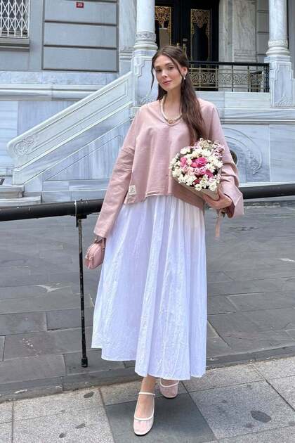White Crinkled Balloon Skirt
