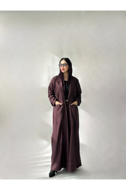 عباية مخمل عنابي بأزرار