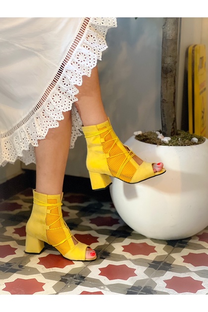 Smile Yellow Mesh 5 cm Heel Summer Boots Sandals