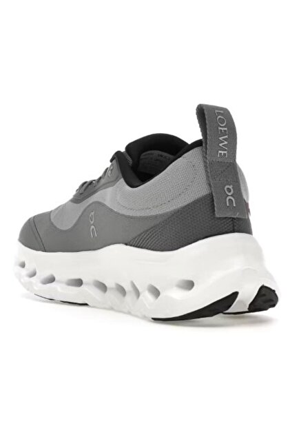ON LOEWE x On Running Cloudtilt 2 – Grey Minimalist Sneaker Design