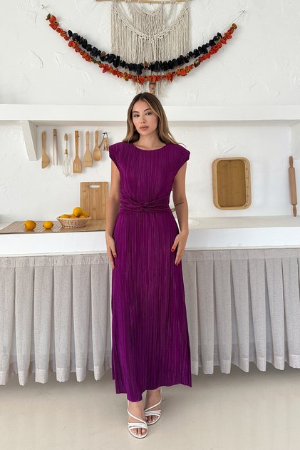 Rochie elegantă plisată pentru damă