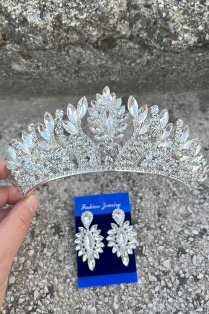 Madeline Bridal Set – Silver Crown and Thin Shuttle Earrings Set, Henna Wedding Accessory