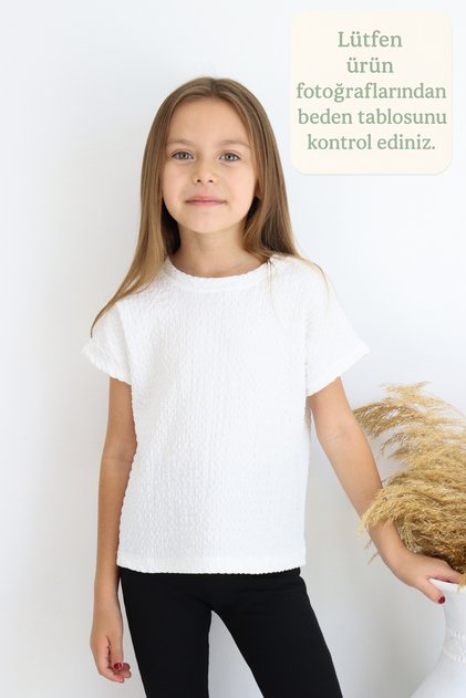🎀   Girls' Textured Soft T-Shirt – the Key to Comfortable, Elegant, and Casual Chic 🎀