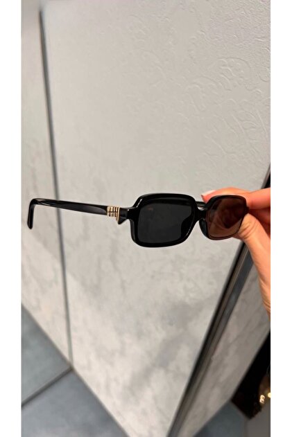 Square Black Sunglasses