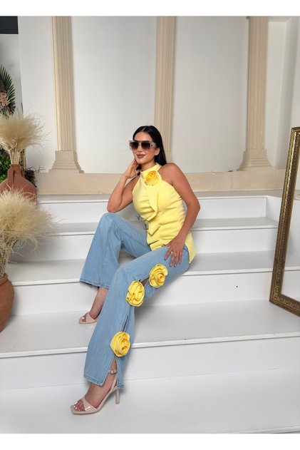 Blugi mom din denim pentru femei, importați, cu broderie laterală cu trandafiri și buzunare, design special