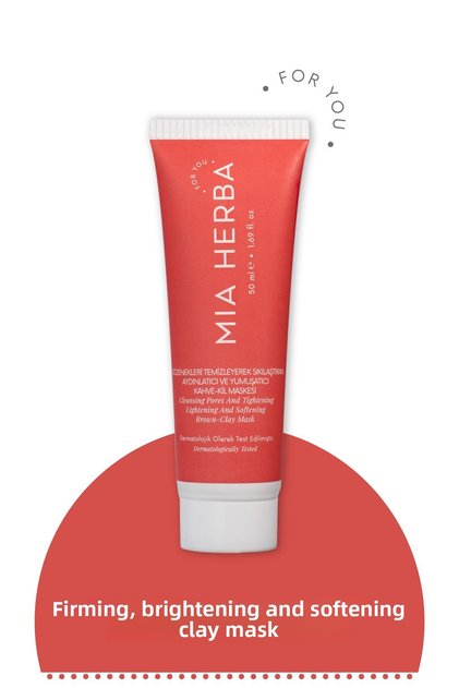Brightening and Softening Coffee-Clay Mask That Tightens Pores by Cleaning Them