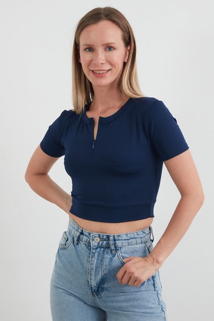 Basic Yarım Fermuarlı Dalgıç Kumaş Crop Tişört
