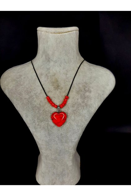 Natural Stone Heart Necklace – Red Coral Pattern & Bead Detail,