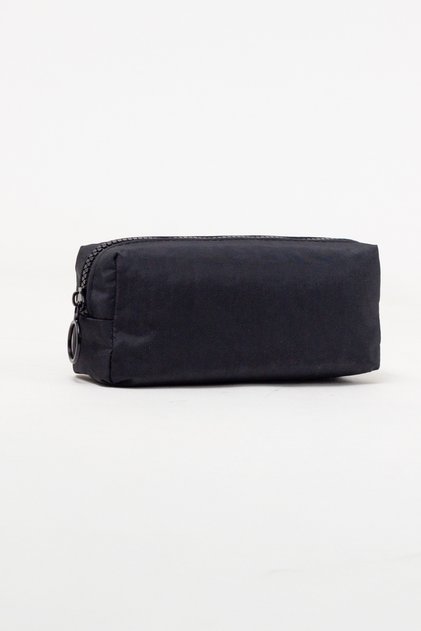 Black Crinkle Fabric Single Compartment Washable Makeup Bag Suitable for Daily Use