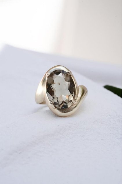 Adjustable Oval Stone Ring