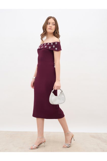 Women Burgundy Embellished Off-Shoulder Sheath Midi Dress