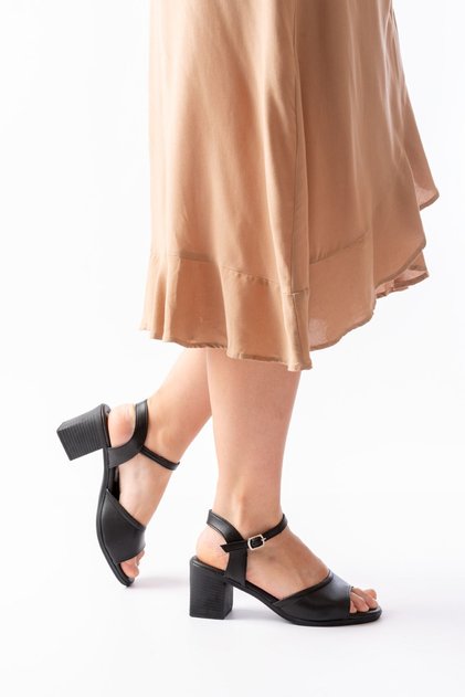 K-13 Black Daily Heeled Women's Sandals