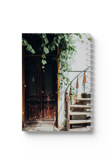 دفتر ملاحظات حلزوني مع غلافين أمامي وخلفي صلبين بتصميم باب