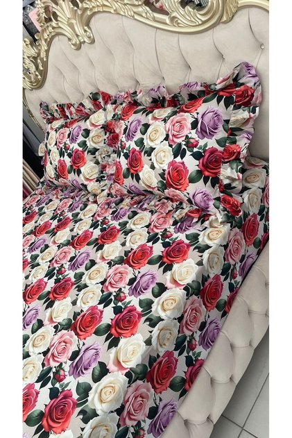 5 D Digital Fabric Fitted Sheets and 2 Ruffle Pillowcases