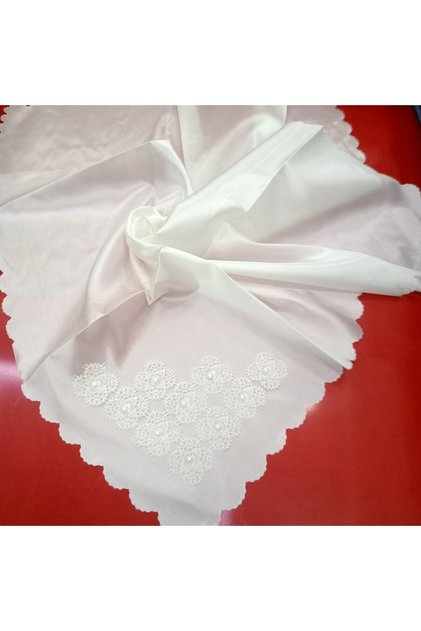 Çeyizlik Incili Oya Işlemeli Bohça Saten Kumaş Krem Renk 90 X 90 Cm Hediyelik Gelin Bohçası