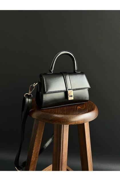 Asia Model Hand and Women's Shoulder Bag Black