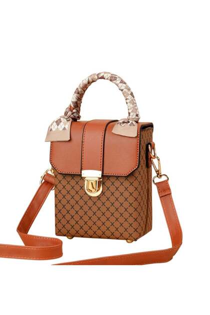 Women’s Mini Crossbody Bag 13x8x17 cm, Korean Style Plaid Shoulder Purse, Khaki