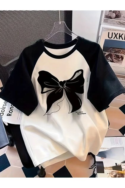 Унисекс тениска с широки ръкави реглан и щампована панделка