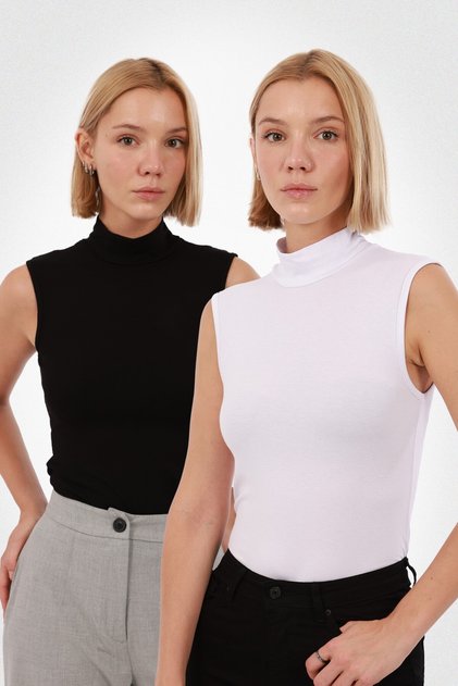 Kadın Kolsuz Bluz 2’li Set – Siyah Beyaz