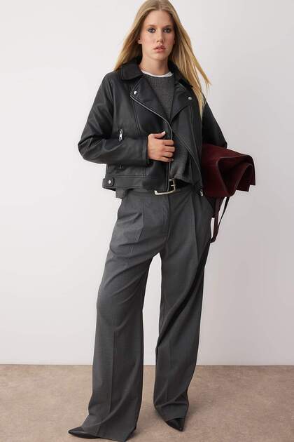 Trendyolmilla Siyah Fitted Kalıp Suni Deri Biker İnce Ceket Mont