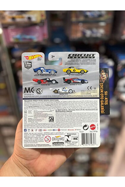 HOT WHEELS 69 Copo Corvette Premıum ( nadir ürün modeli) - Fiyatı