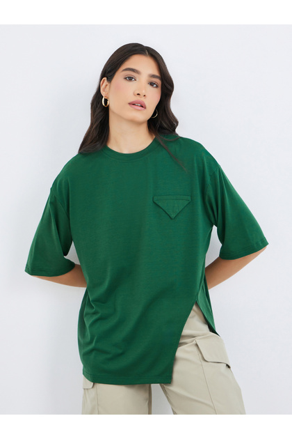 Solid Side Split Regular Fit T-Shirt