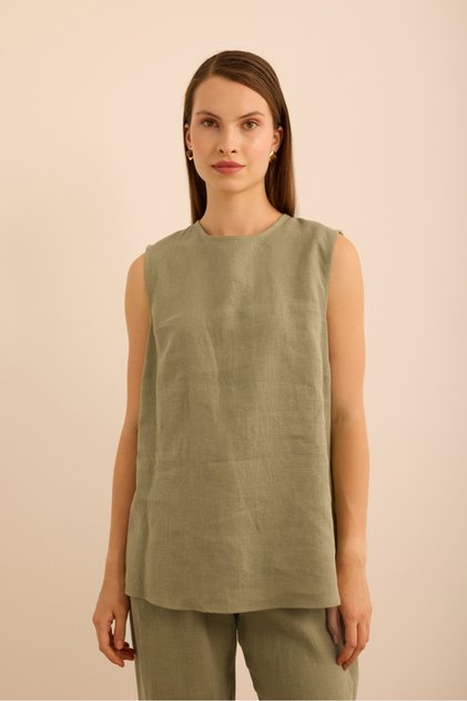 Crew Neck Sleeveless Linen Blouse