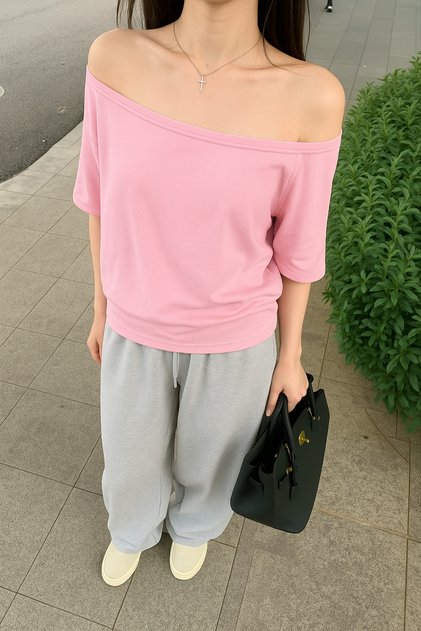 Pembe Kadın Düşük Omuz Kayık Yaka Oversize T-Shirt