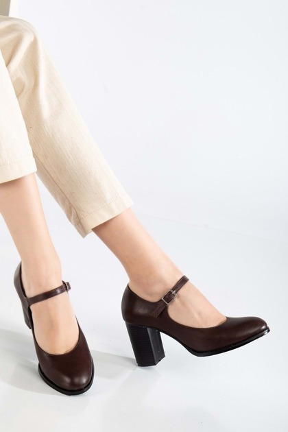Women's Genuine Leather Banded Heeled Shoes - Brown