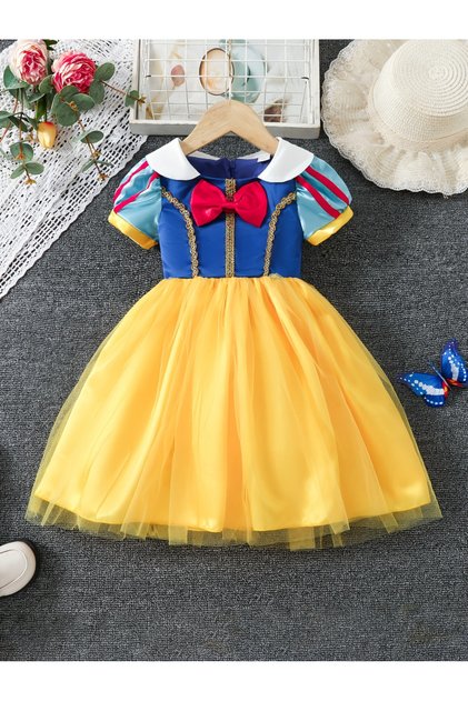 Snow White Short Sleeve Knee Length Dress