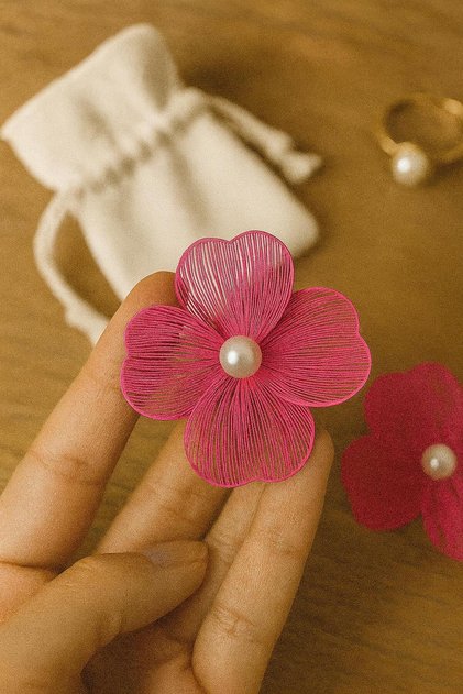 Women's Flower Pearl Fairy Wire Earrings - Leyla Earrings - Pearl Lover Gift