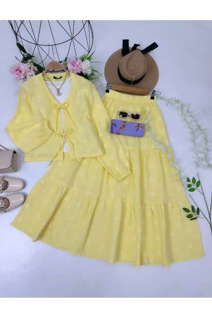 women's floral patterned two-piece set