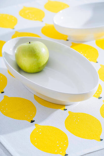 Aria Oval Porcelain Plate - 25 cm