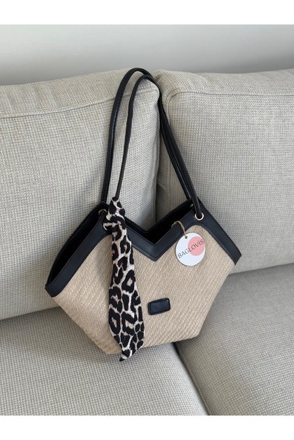 ŽENSKA TORBA ZA RAME OD PLATNA SA DETALJIMA ŠALJA UZN18 EN41
