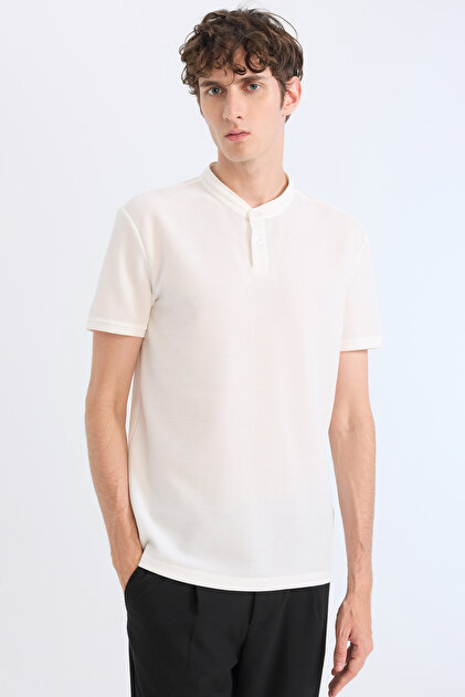 Slim Fit Tight Fit Stand Collar Textured Short Sleeve Waffle Polo T-Shirt Z4262Az23Sp