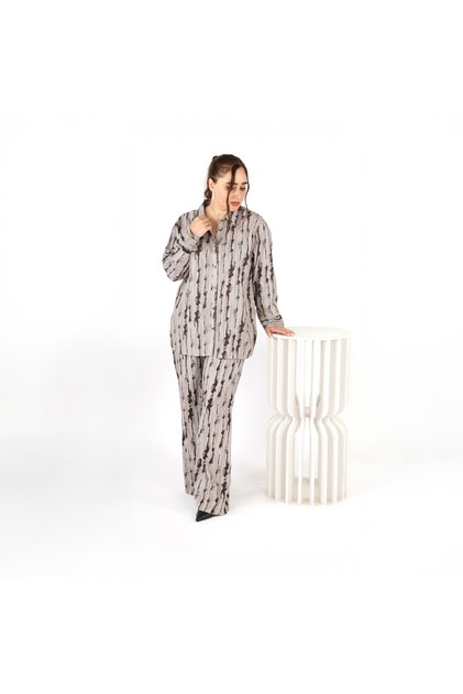 Co-Ord Set – Grey and Black Vertical Tie-Dye Printed Shirt and Pant Cord Set.