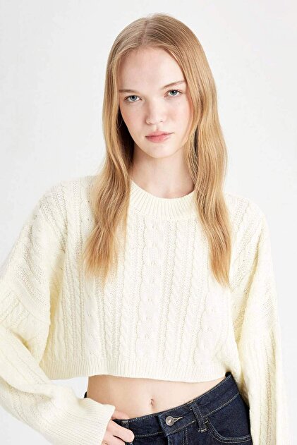 トコ Defacto Regular Fit Crop Bisiklet Yaka Saç Örgülü Triko Kazak