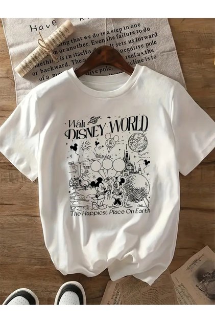 Premium Oversized Fit Short-Sleeve Printed T-Shirt