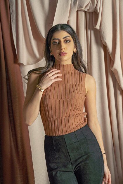 Women's Sleeveless High Neck Winter Blouse