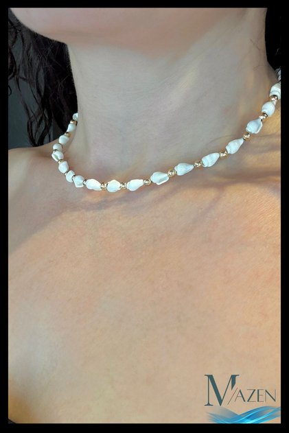 Seashell Necklace with Starfish Detail | Summer Handmade Women's Jewelry Accessory