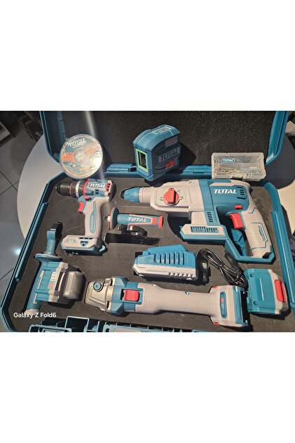Total 4 lu avantajlı akülü set hilti, sipiral ,lazer hizalama