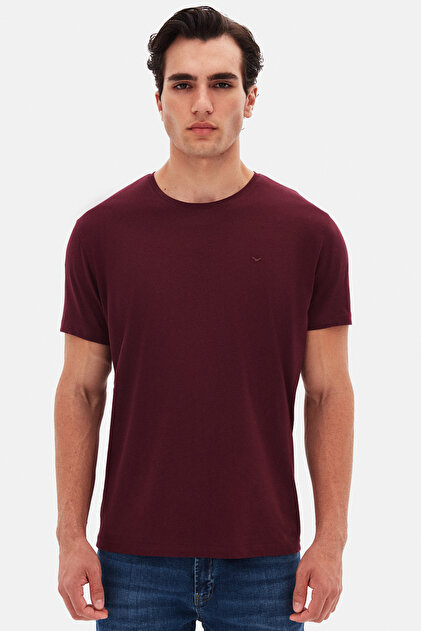 Ds Damat Regular Fit Plum Plain Embroidered 100% Cotton T-Shirt