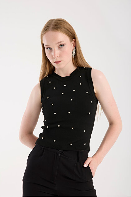 Black Stone Detailed Crew Neck Sleeveless Knitwear