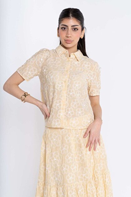 Women's Short Sleeve Floral Shirt with Front Buttons