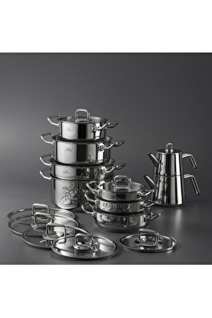 Korkmaz Vertex Set Di Teiere In Acciaio Inox 18/10 – Capacità 2 Litri, Manici In Ghisa Termoresistenti, Base Solar Base Adatta A Induzione